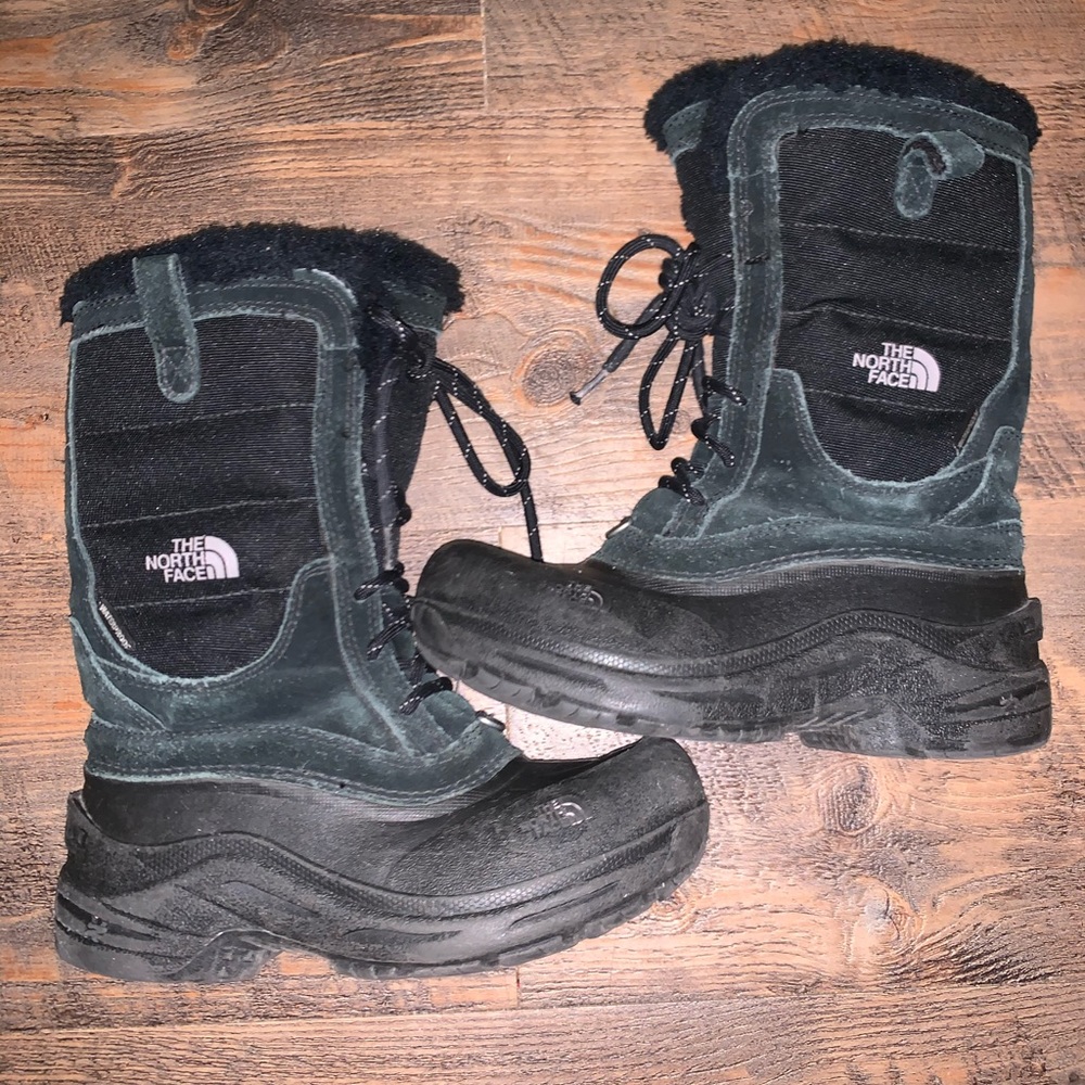 The North Face Girls Black Waterproof Winter Snow Boots Size 2